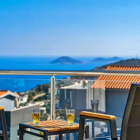 Deniz Manzarali Lara Lueks Villa *