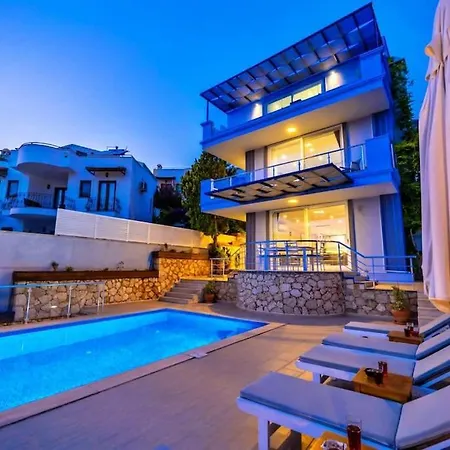 Deniz Manzarali Lara Lueks Villa Kas