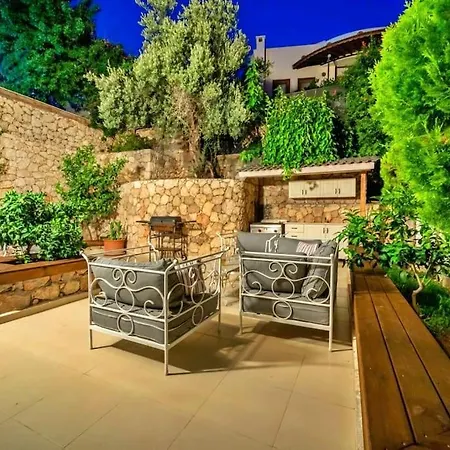 Villa Deniz Manzarali Lara Lueks